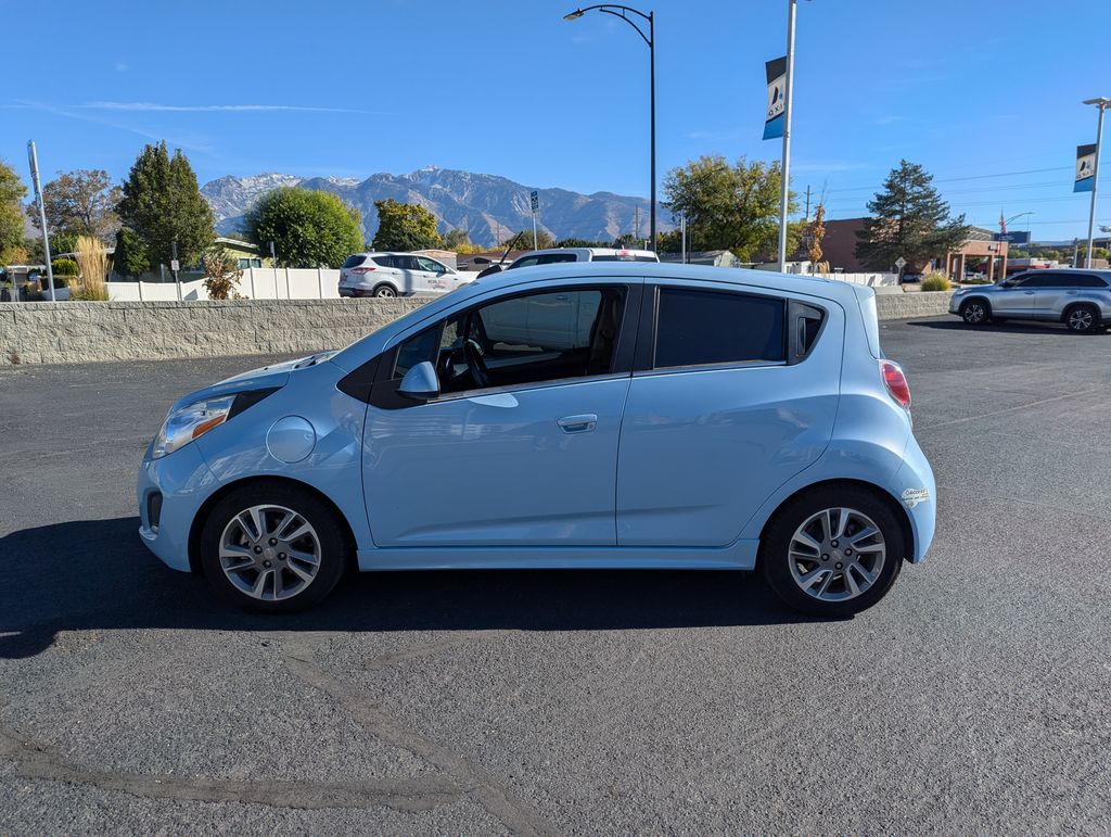 2015 Chevrolet Spark EV 2LT 8