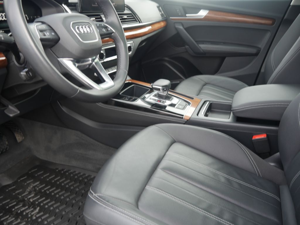 Thumbnail: 2022 Audi Q5 - 20