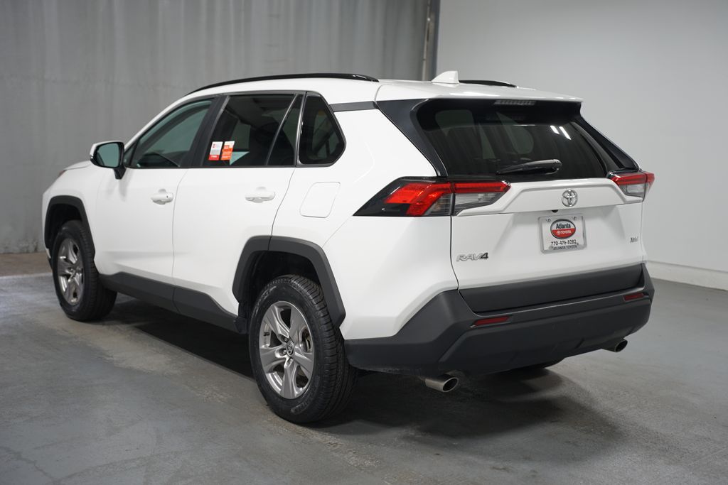 2023 Toyota RAV4 XLE 6