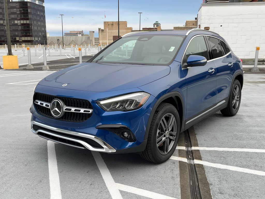 2025 Mercedes-Benz GLA 250 4MATIC 3