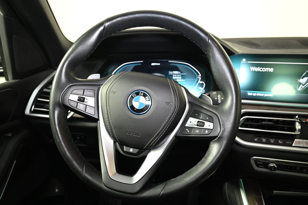 Thumbnail: 2022 BMW X5 - 17