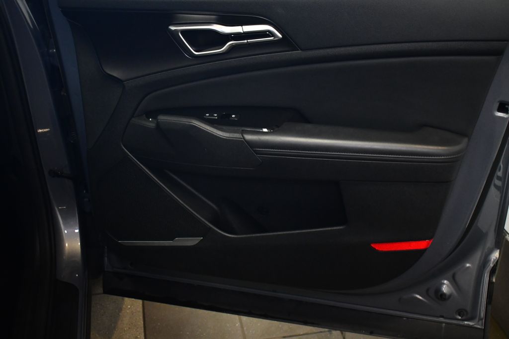 Thumbnail: 2023 Kia Sportage - 30