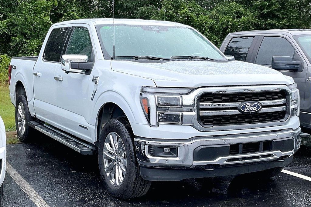  2025 Ford F-150 Lariat SuperCrew 4WD   