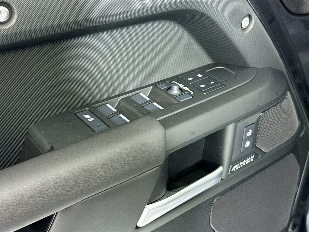 Thumbnail: 2026 Land Rover Defender - 23