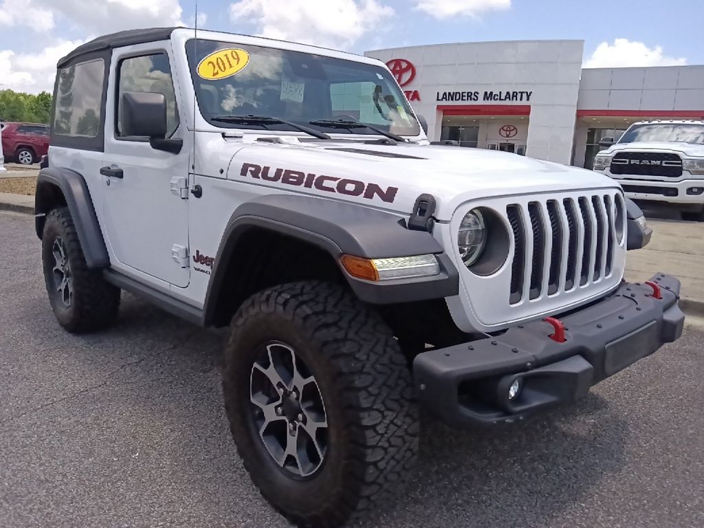 Bright White Clearcoat 2019 Jeep Wrangler SUV / Crossover Four-Wheel Drive 8-Speed Automatic