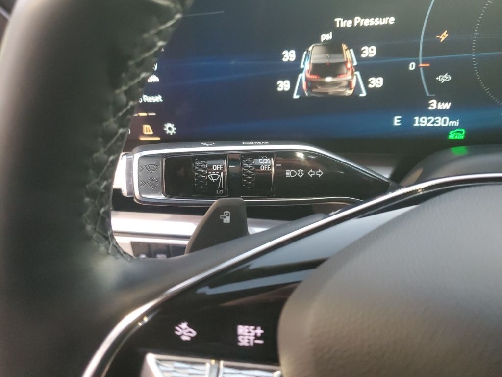 Used Car 2024 Cadillac Lyriq  Luxury For Sale Under $50,000 In Austin, Texas