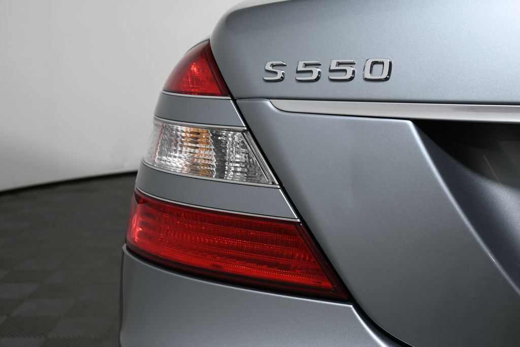 Thumbnail: 2008 Mercedes-Benz S-Class - 12