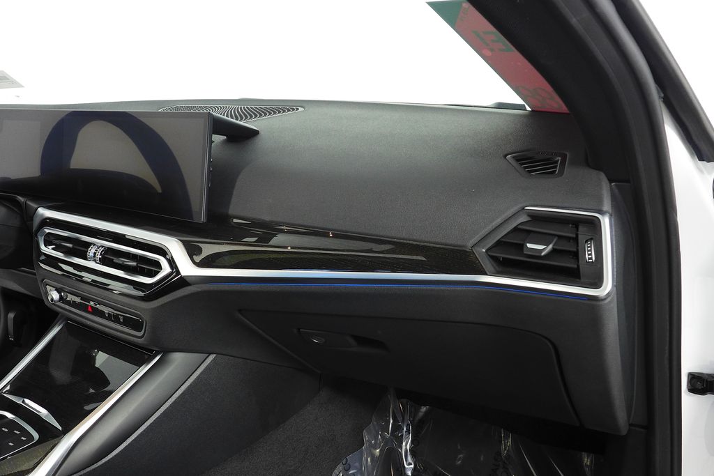Thumbnail: 2023 BMW i4 - 14
