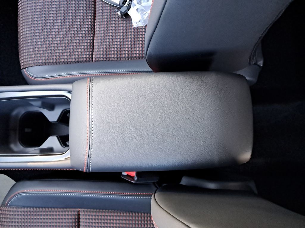 2026 Nissan Kicks SR White at South Hills Kia