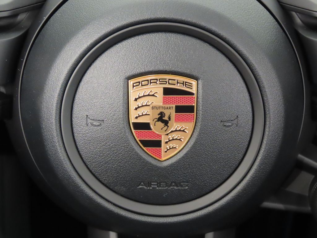 Thumbnail: 2026 Porsche Panamera - 20