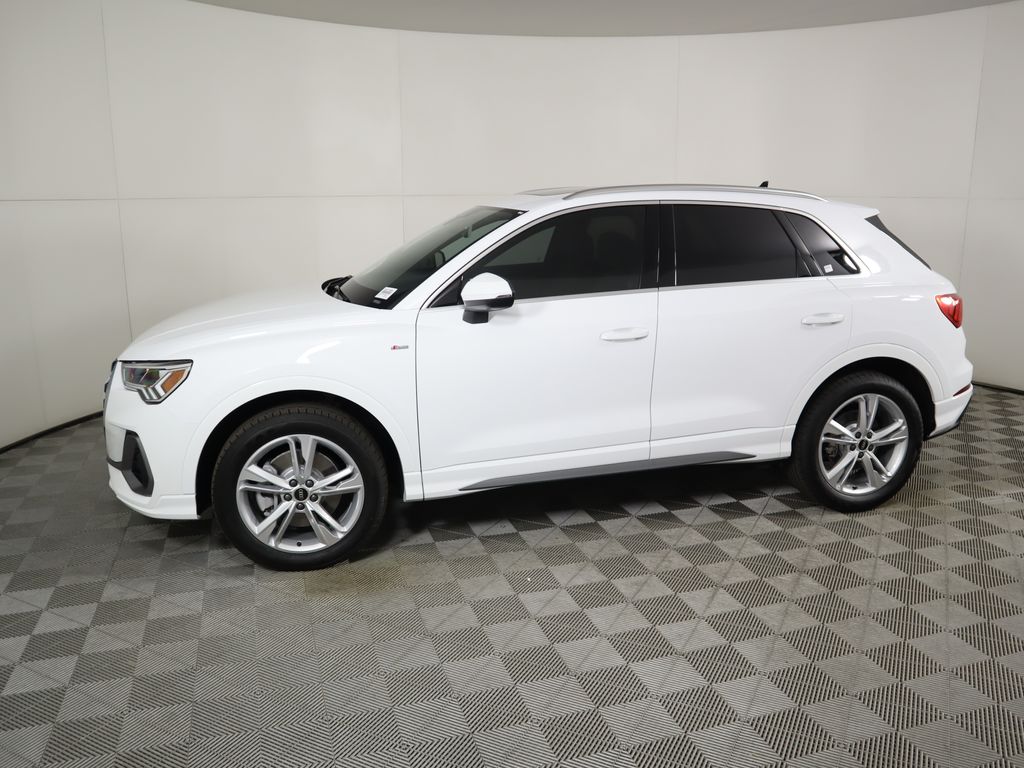 2024 Audi Q3  8