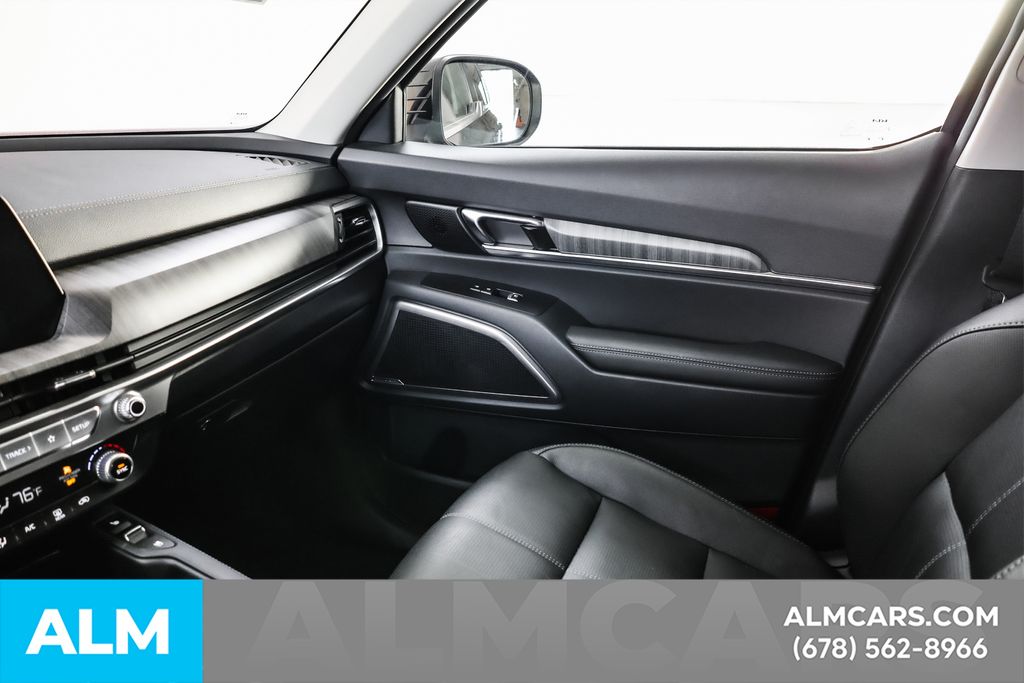 Used 2024 Black Kia EX image 49