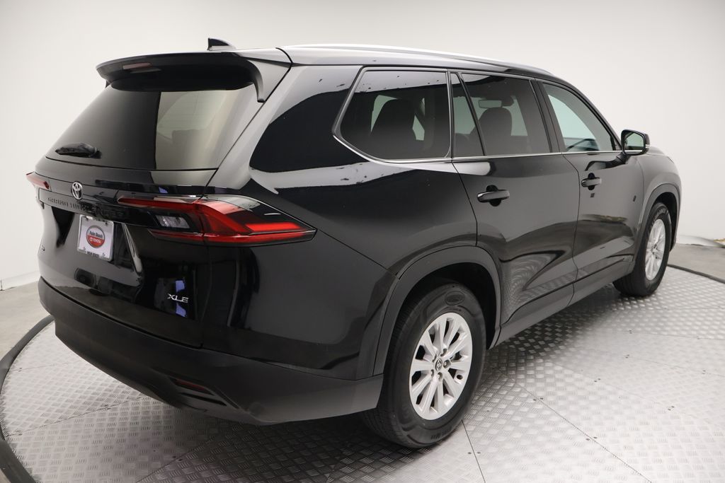 Thumbnail: 2025 Toyota Grand Highlander - 8
