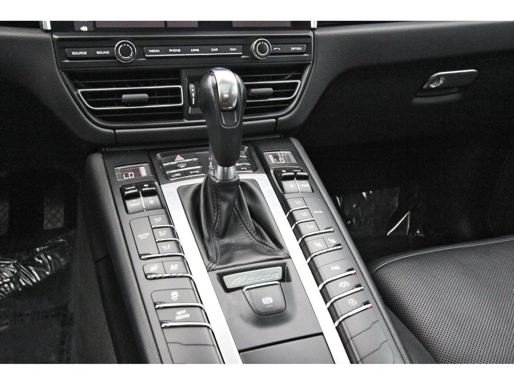 Used 2021 Porsche Macan SUV