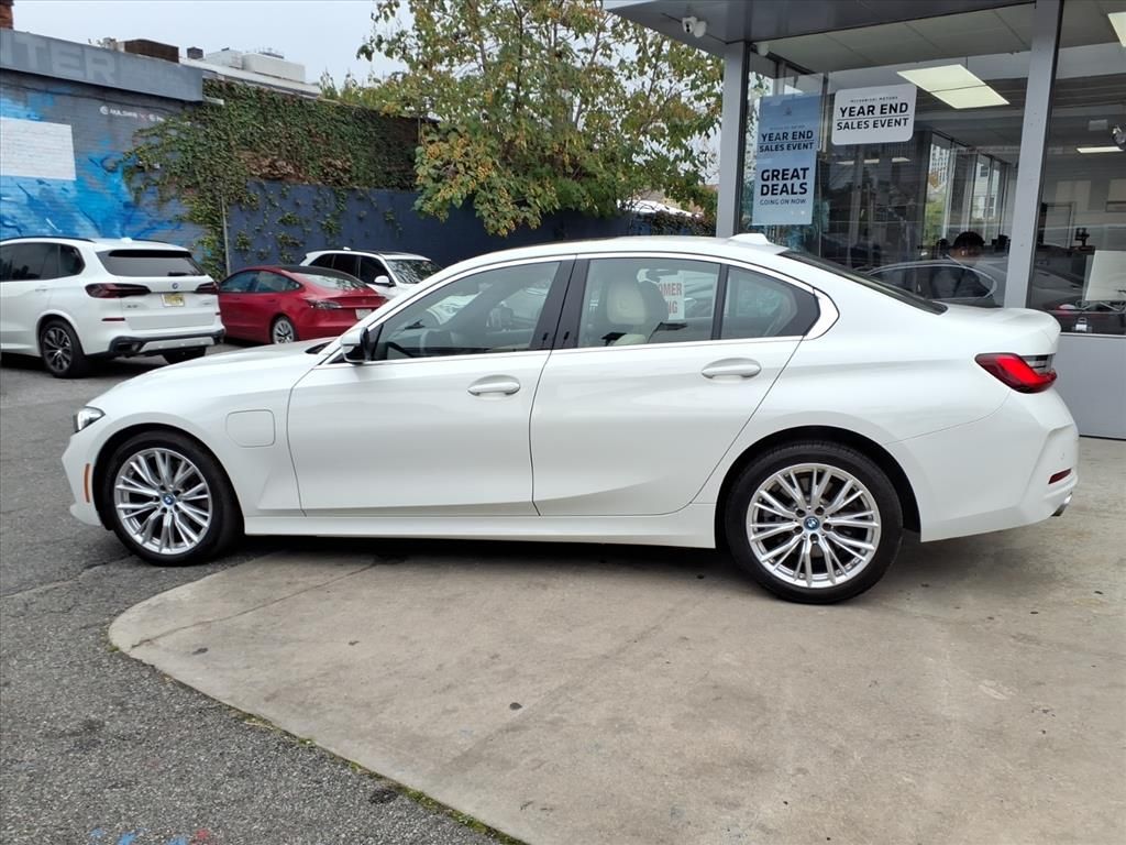 2024 Bmw 330e photo 4