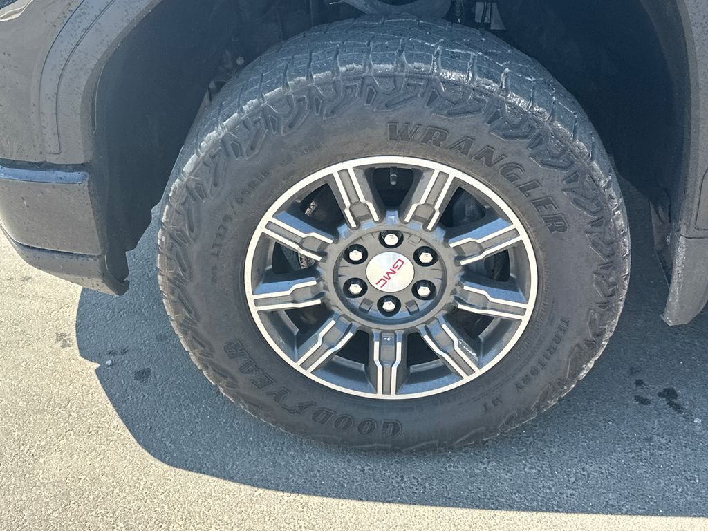 Used 2024 Black GMC AT4 image 11
