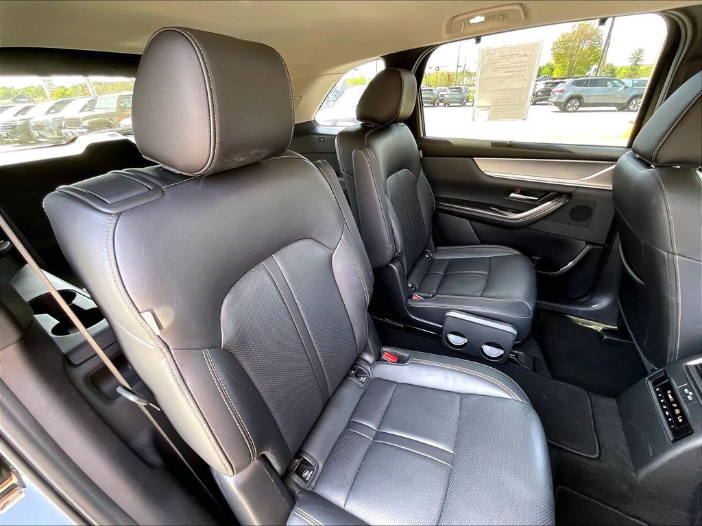 2025 Mazda CX-90 — photo 15