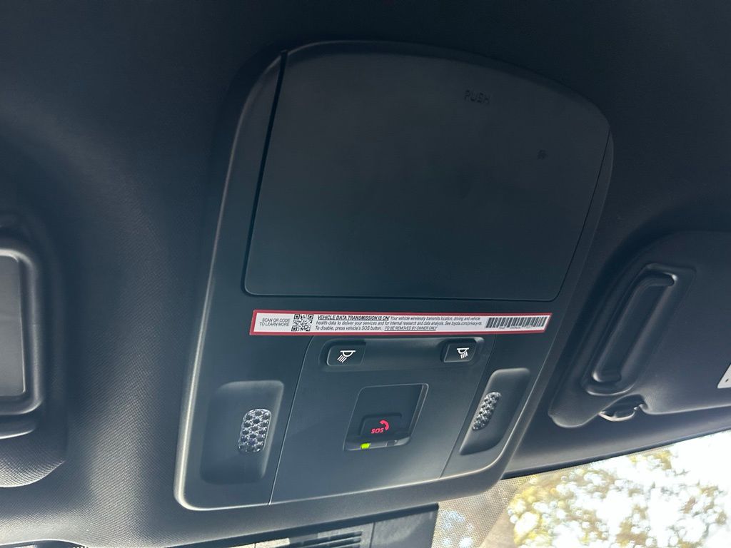 Thumbnail: 2025 Toyota Camry - 29