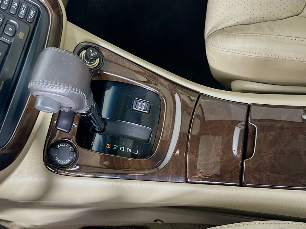 Thumbnail: 2003 Toyota Highlander - 15