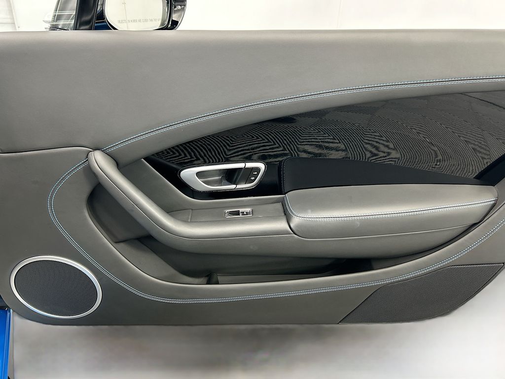 Thumbnail: 2014 Bentley Continental - 31