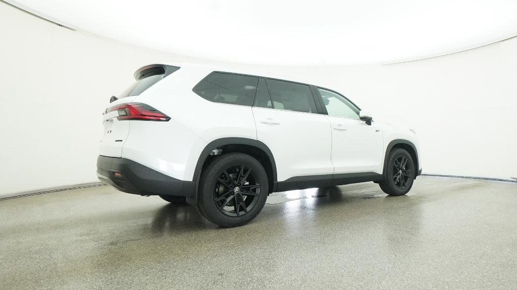 2025 Toyota Grand Highlander Limited 12