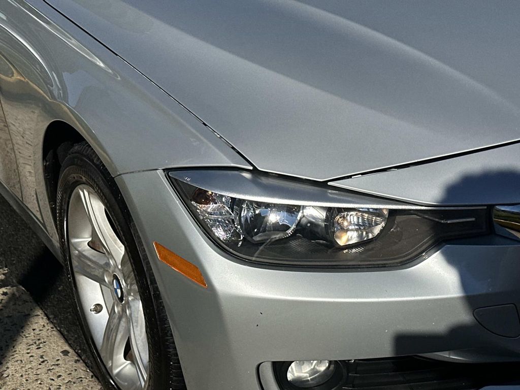 Thumbnail: 2014 BMW 3 Series - 4