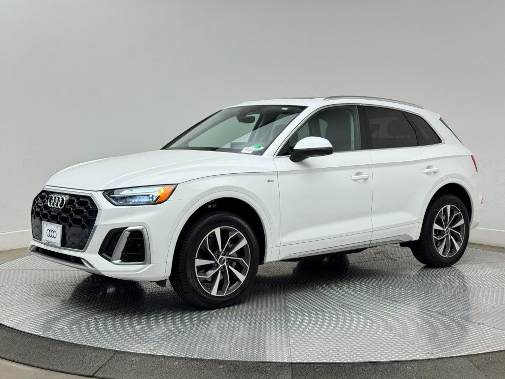 2024 Audi Q5 e Premium Plus 5