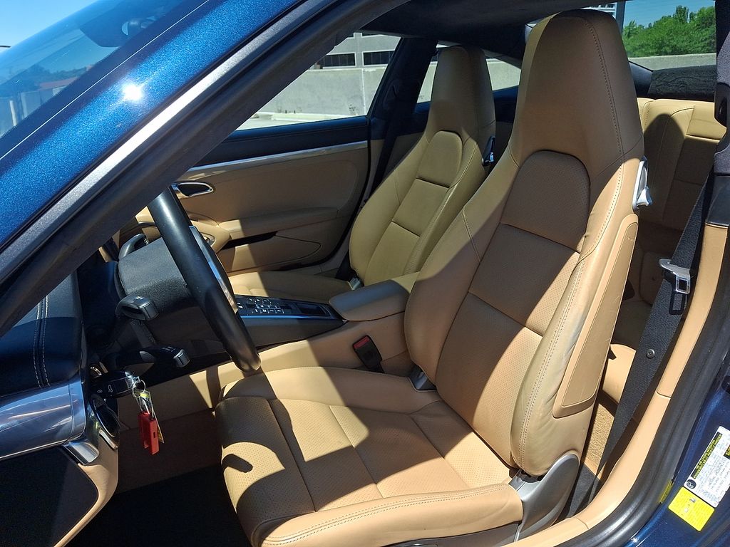 Thumbnail: 2014 Porsche 911 - 5