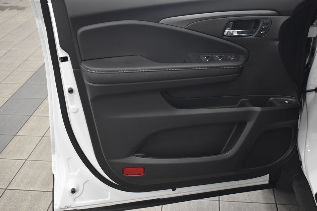 Thumbnail: 2026 Honda Ridgeline - 18