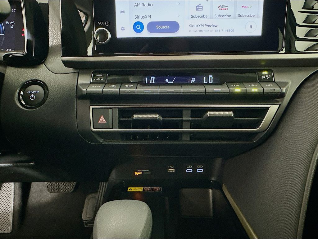 Thumbnail: 2025 Toyota Camry - 15