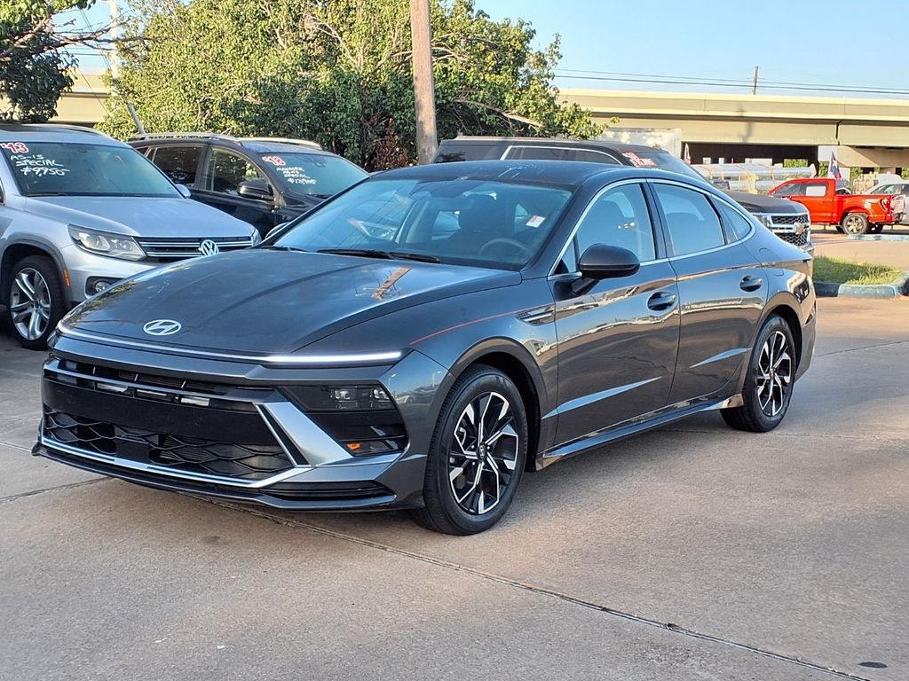 2025 Hyundai Sonata SEL Gray at Baytown Hyundai