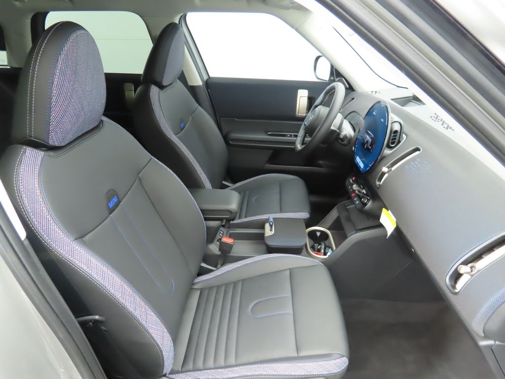 Thumbnail: 2025 MINI Cooper Countryman - 22