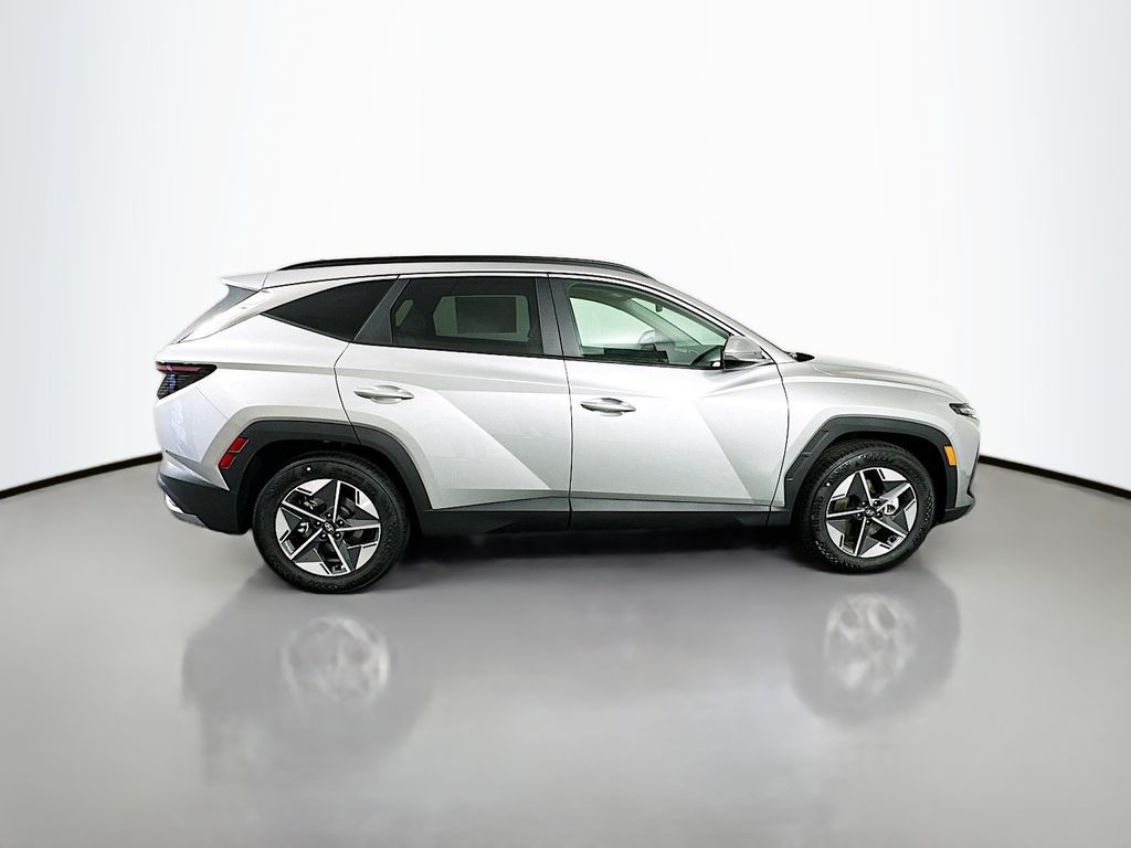 2025 Hyundai Tucson SEL Convenience 4