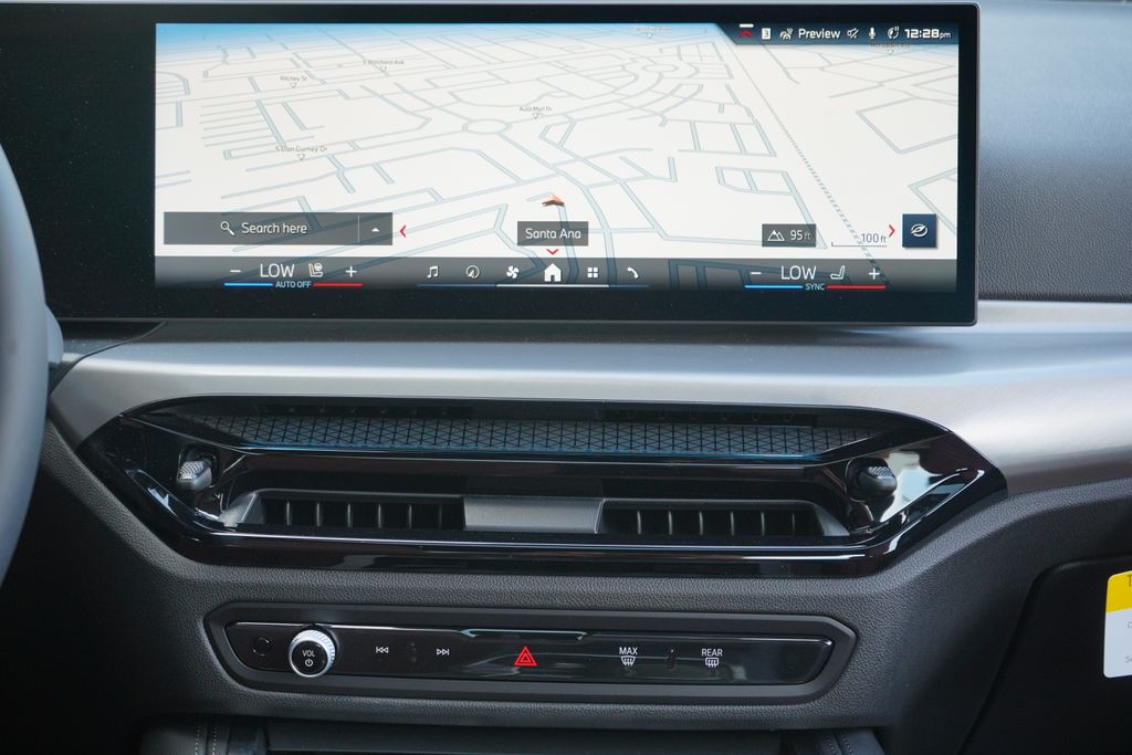 Thumbnail: 2026 BMW 2 Series - 15