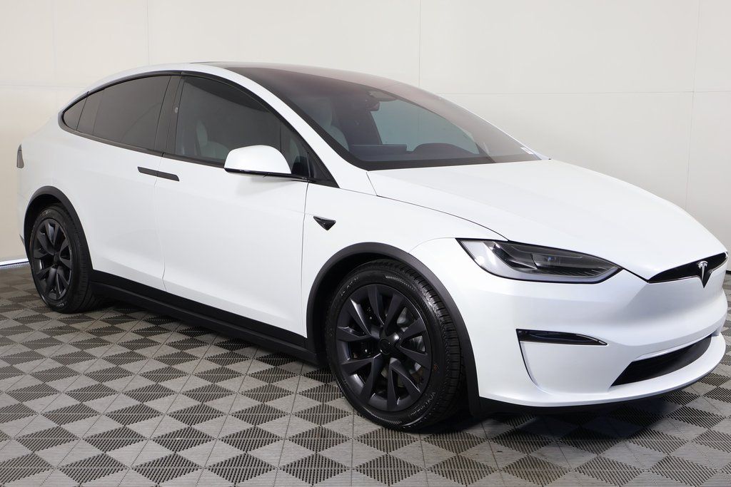 Thumbnail: 2024 Tesla Model X - 3