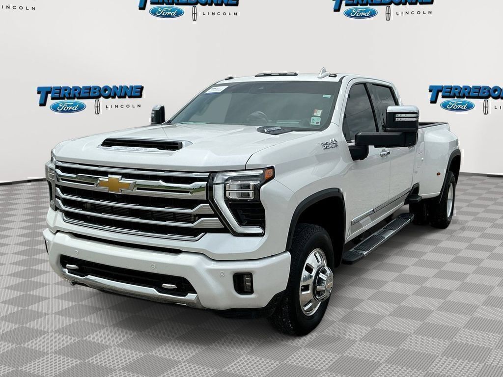 2024 Chevrolet Silverado 3500HD High Country Crew Cab 4WD