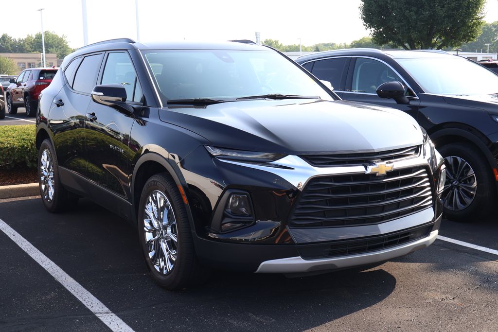 Thumbnail: 2021 Chevrolet Blazer - 3