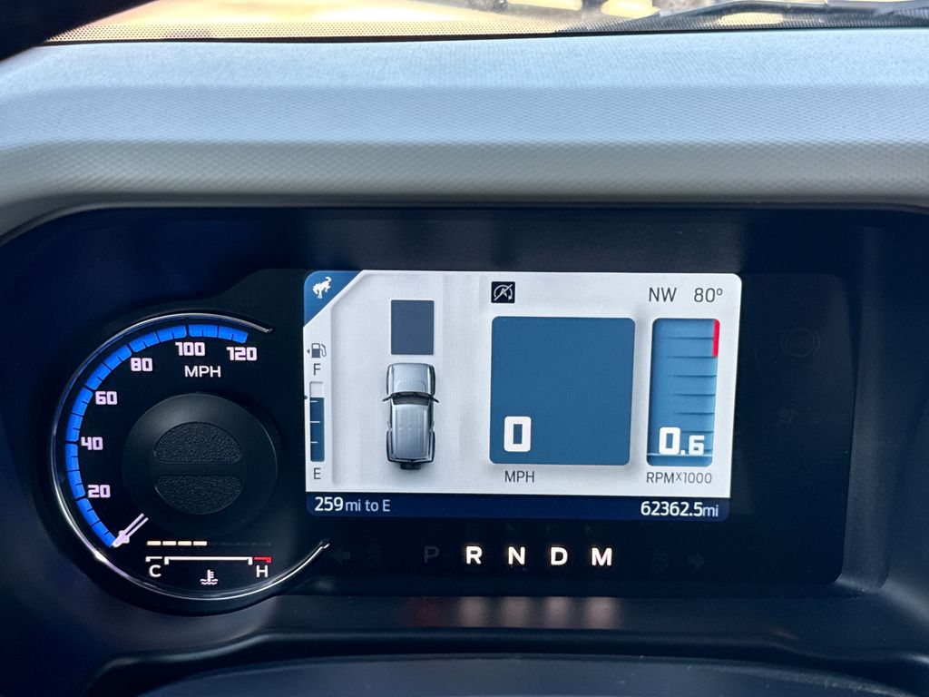 Used 2021 Gray Ford Badlands image 17