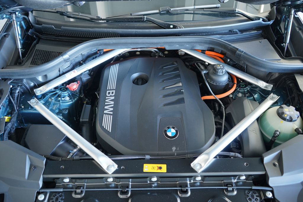 Thumbnail: 2026 BMW X5 - 23