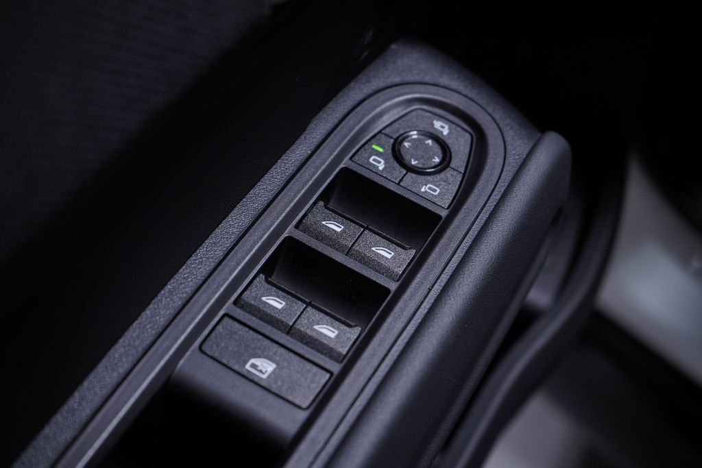 Thumbnail: 2025 MINI Cooper Countryman - 16