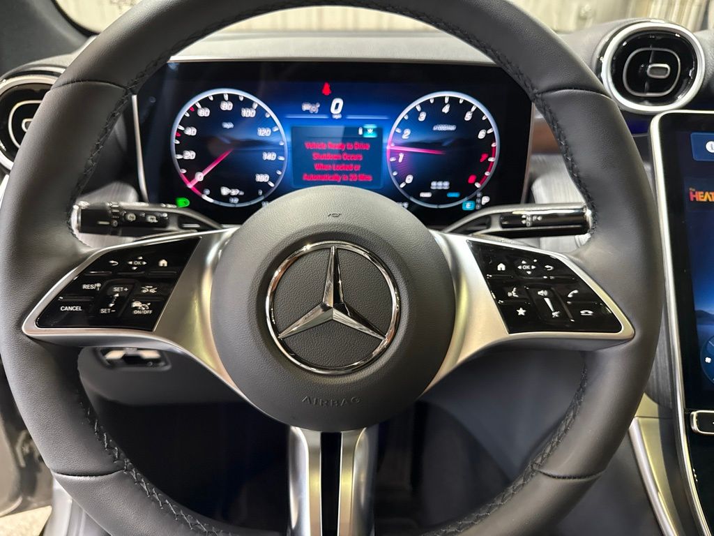 Thumbnail: 2027 Mercedes-Benz GLC - 22