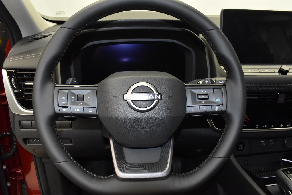 2025 Nissan Rogue SL 16