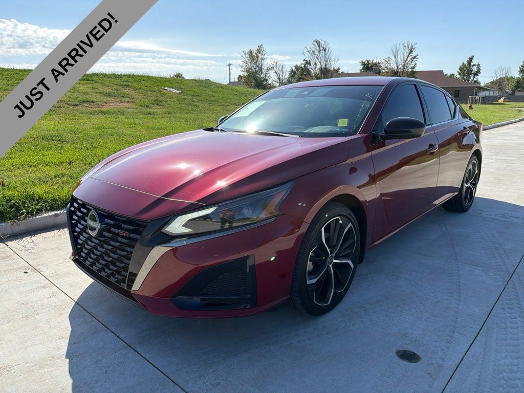 Red (Scarlet Ember) 2025 Nissan Altima Sedan Front-Wheel Drive Continuously Variable Transmission