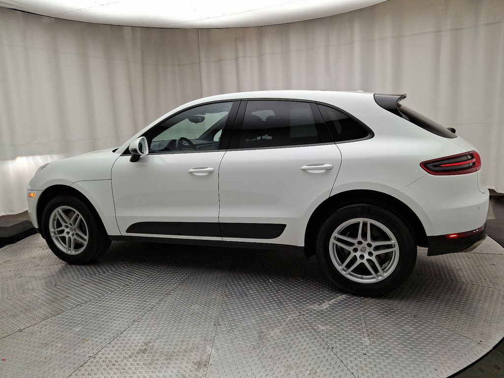 2018 Porsche Macan Base 7