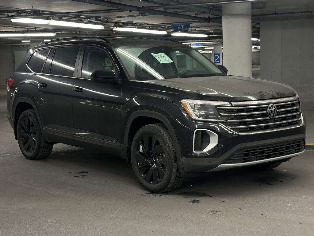 2024 Volkswagen Atlas 2.0T SE w/Technology 2