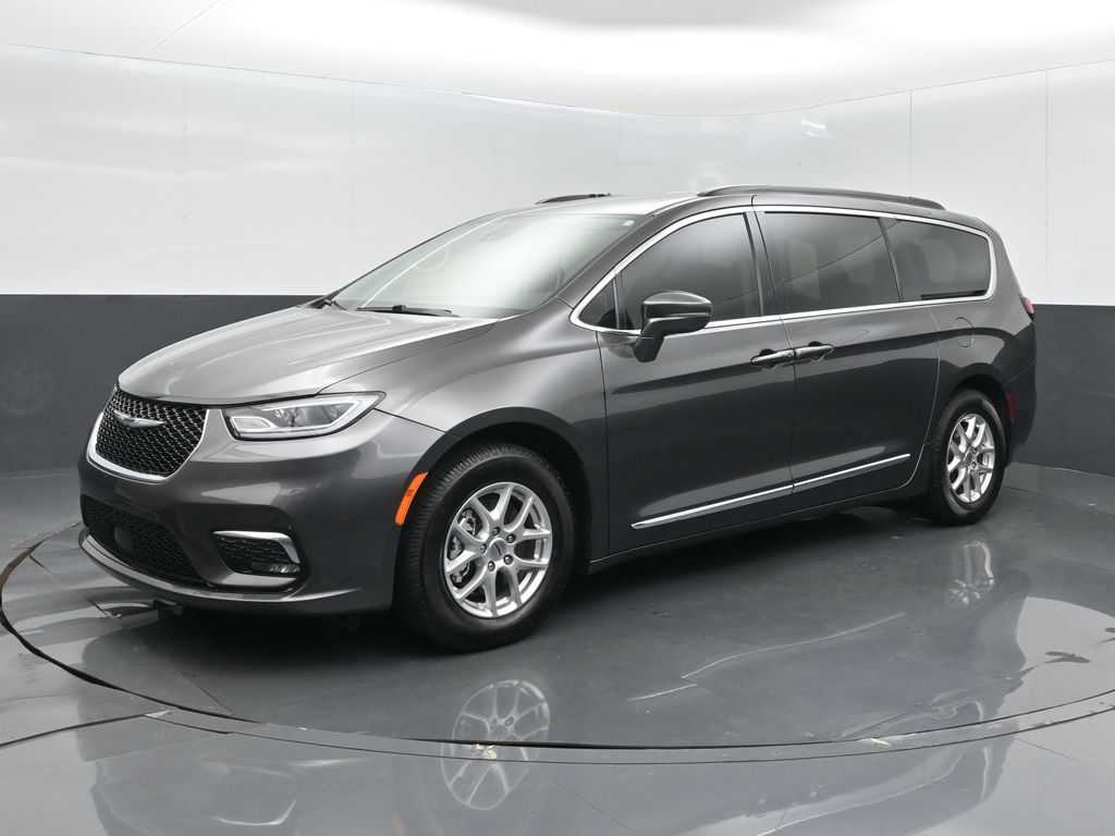 Gray (Granite Crystal Metallic Clearcoat) 2022 Chrysler Pacifica Minivan Front-Wheel Drive 9-Speed Automatic