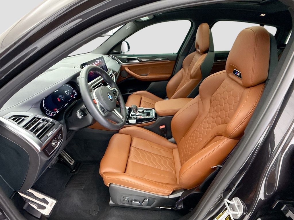 Thumbnail: 2025 BMW X4 - 18