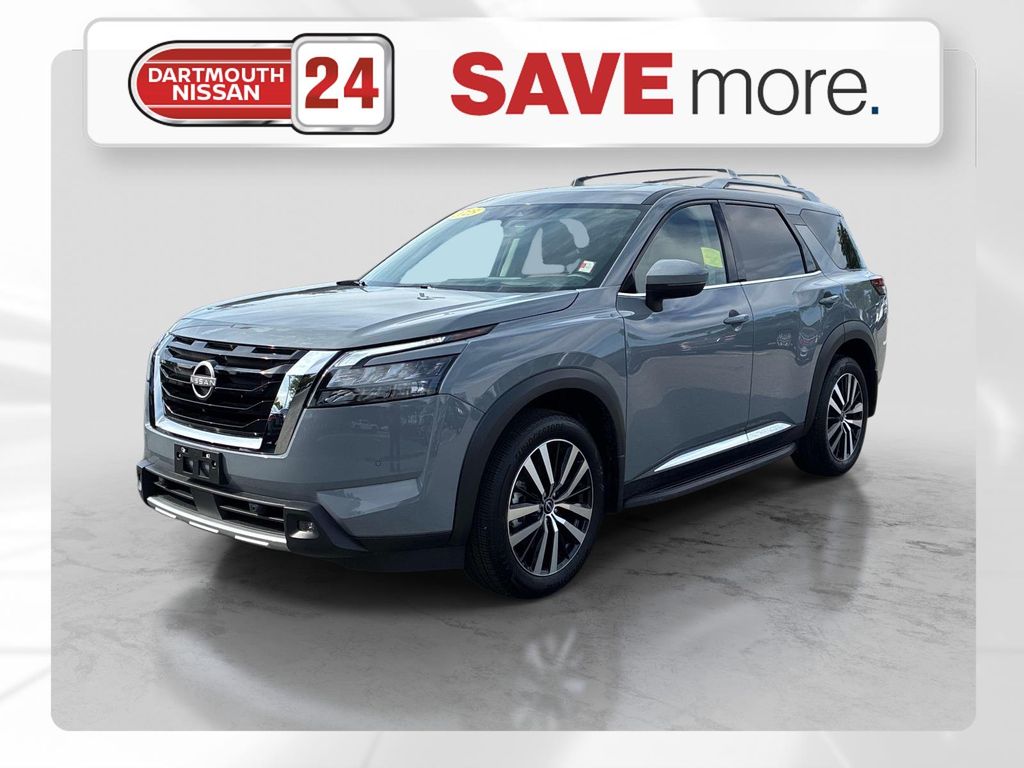 2025 Nissan Pathfinder Platinum 4WD