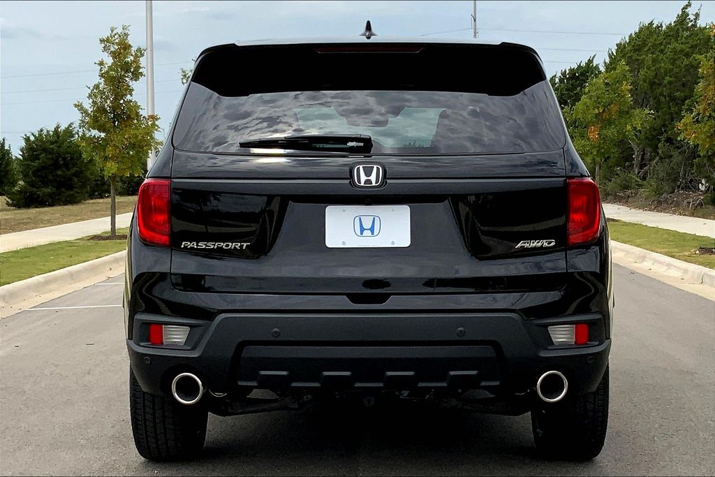 2023 Honda Passport EX-L 4