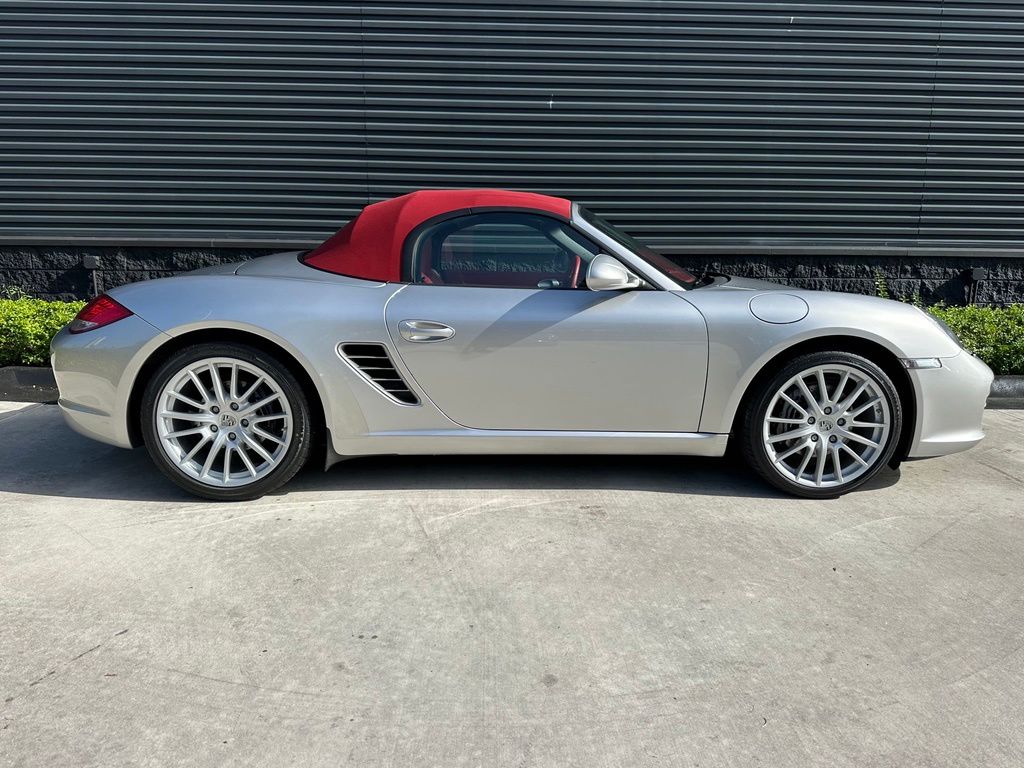 Thumbnail: 2011 Porsche Boxster - 11